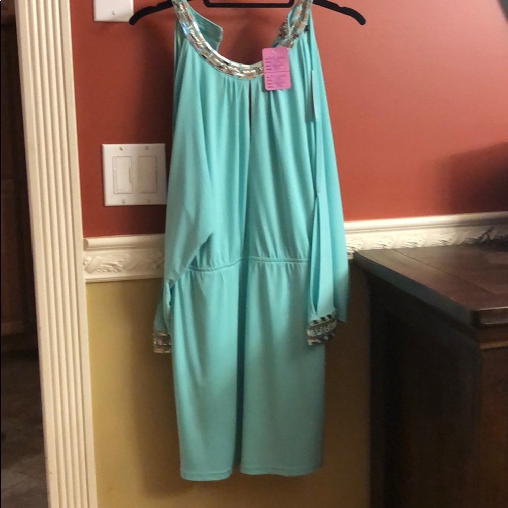 Brand new beautiful dress.. size medium